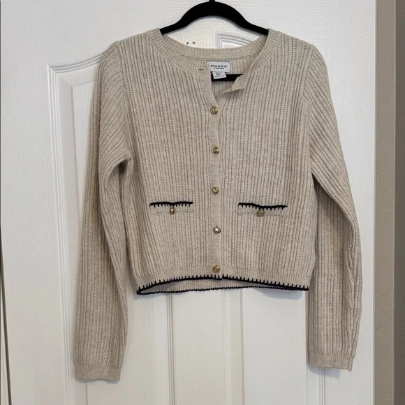 crown & ivy Cream Ribbed Cardigan with Navy Trim - Picture 1 of 3